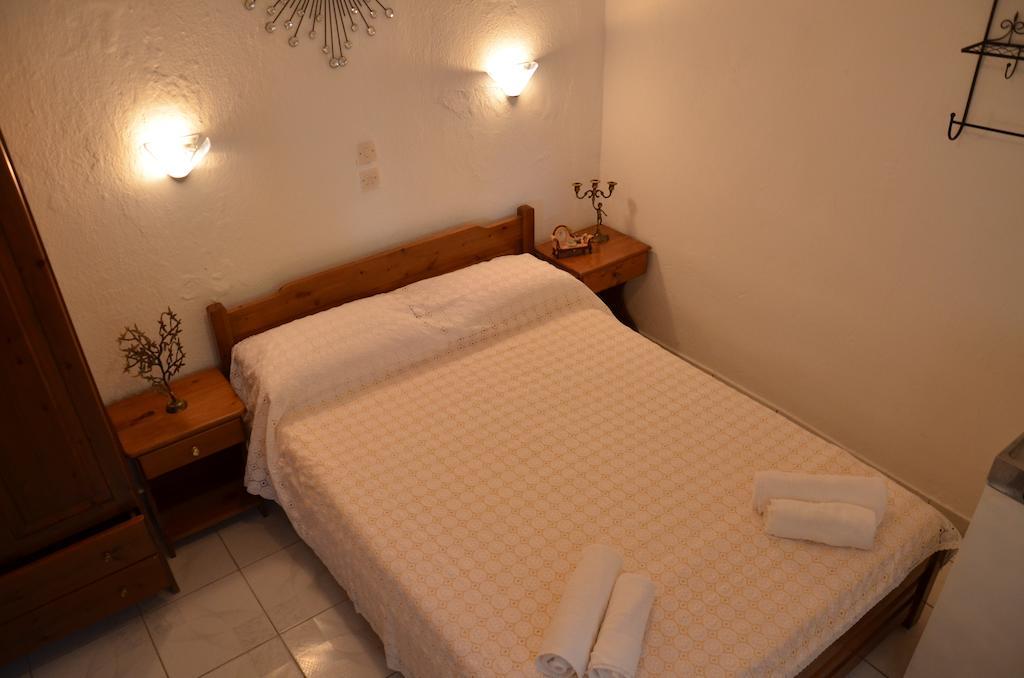 Chrisi Akti Hotel Skala Potamia  Habitación foto